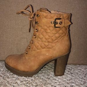 GUESS COMBAT HEEL BOOTS